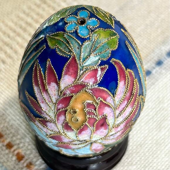 Vintage Cloisonné Enamel Egg with Floral Design on Wood Stand – 3” Tall - Picture 4 of 9
